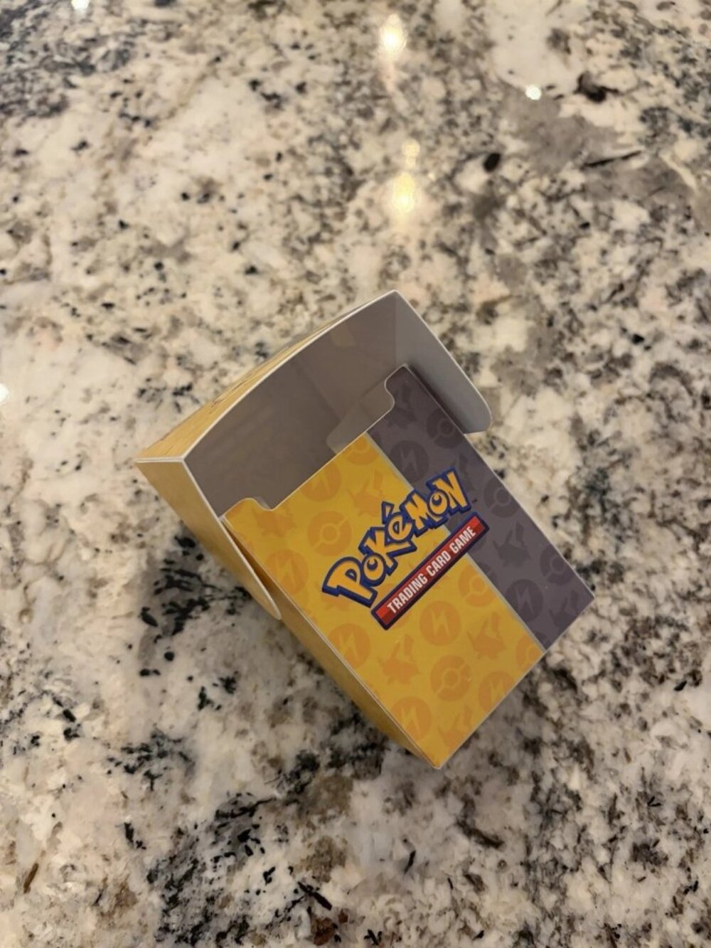 Pokemon Pikachu Deck Box Ultra Pro 2014 Full View - Picture 2 of 3